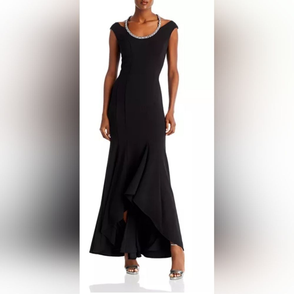 Xscape Rhinestone Embellished Neck Cutout Scuba Gown NWOT Size 6 Black